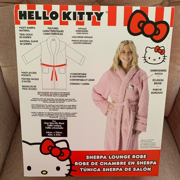 🎀Hello Kitty Robe ladie’s pink soft sherpa lounge robe BRAND NEW - Picture 3 of 8